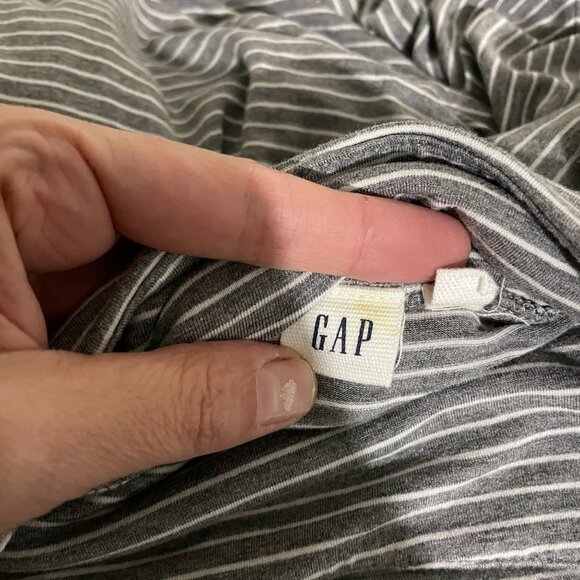 Gap grey + white striped true-wrap skirt, Small - Picture 5 of 8